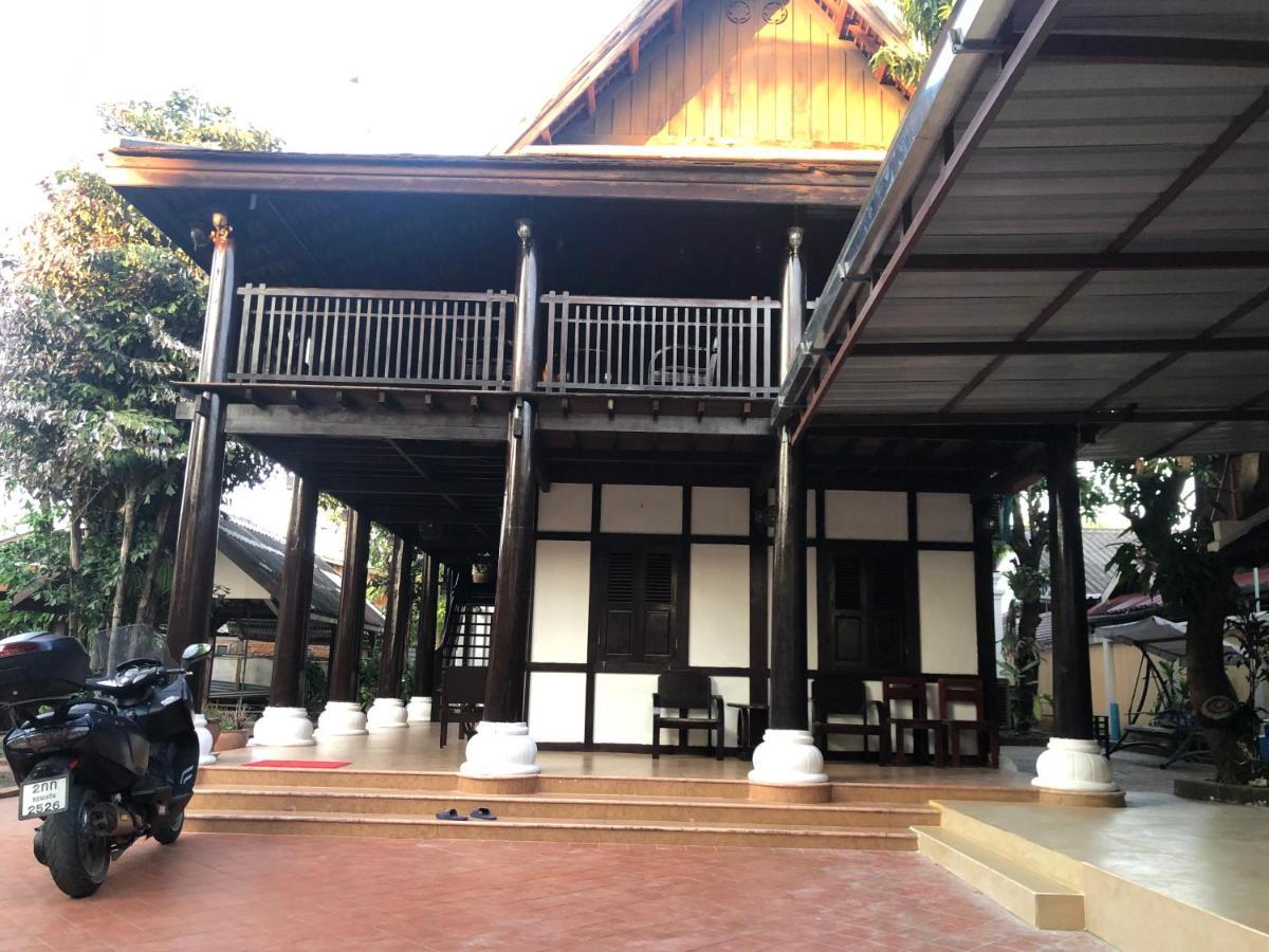 Villa Vieng Sa Vanh Hotel Luang Prabang Exterior foto