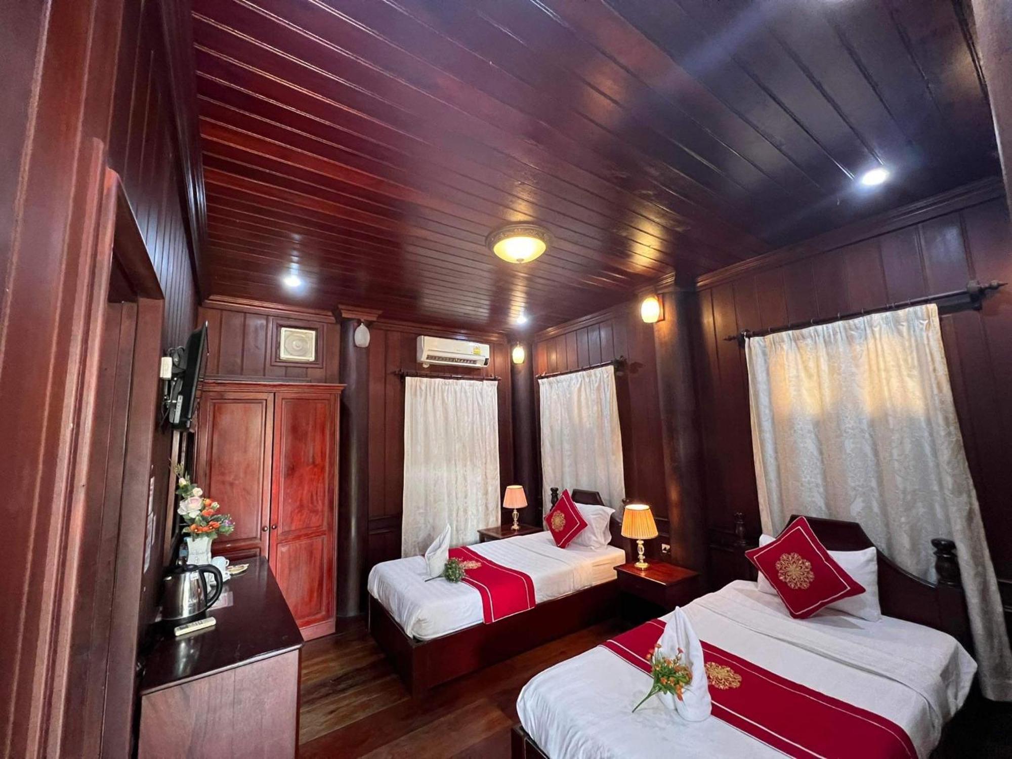 Villa Vieng Sa Vanh Hotel Luang Prabang Exterior foto