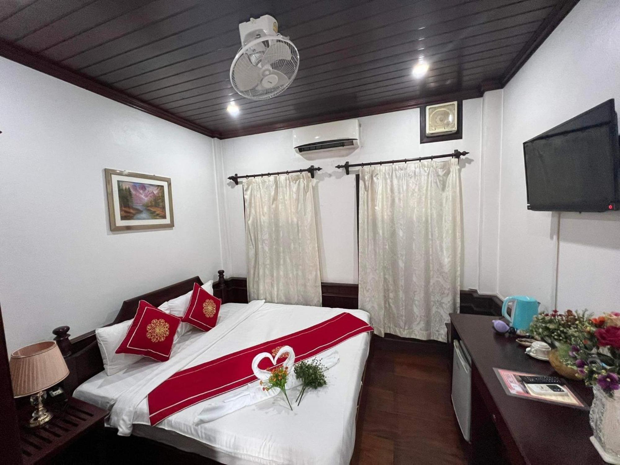 Villa Vieng Sa Vanh Hotel Luang Prabang Exterior foto